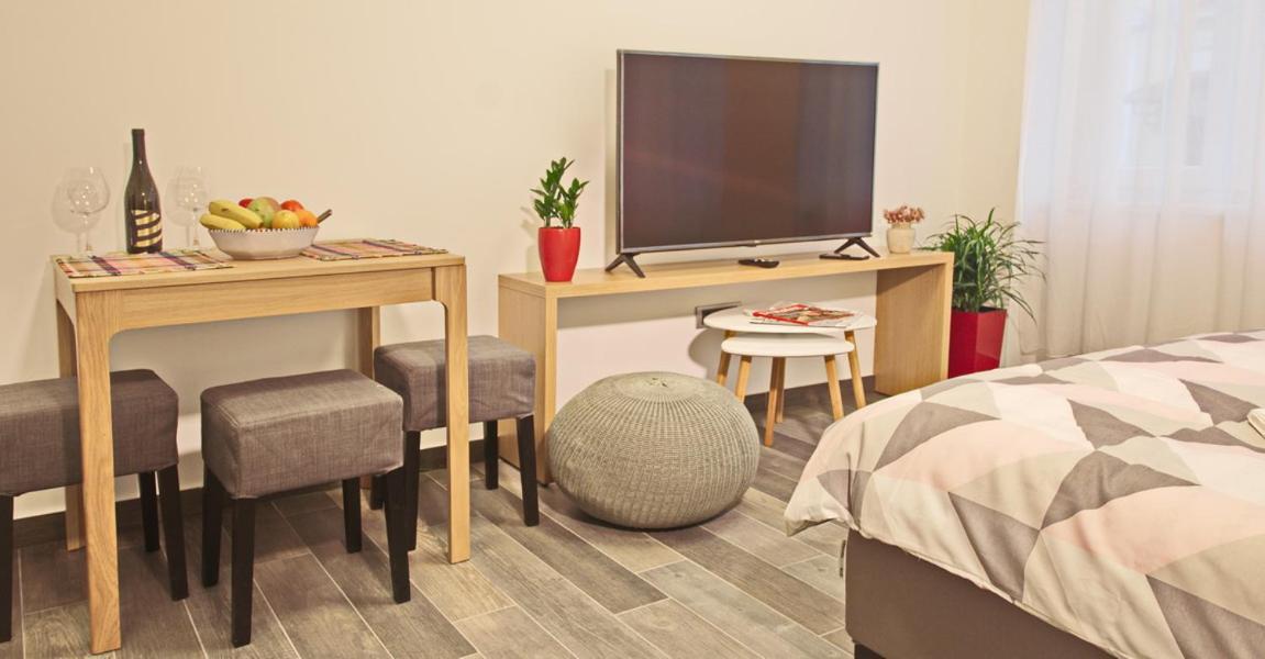 Apartmani Sterija Новий Сад Екстер'єр фото
