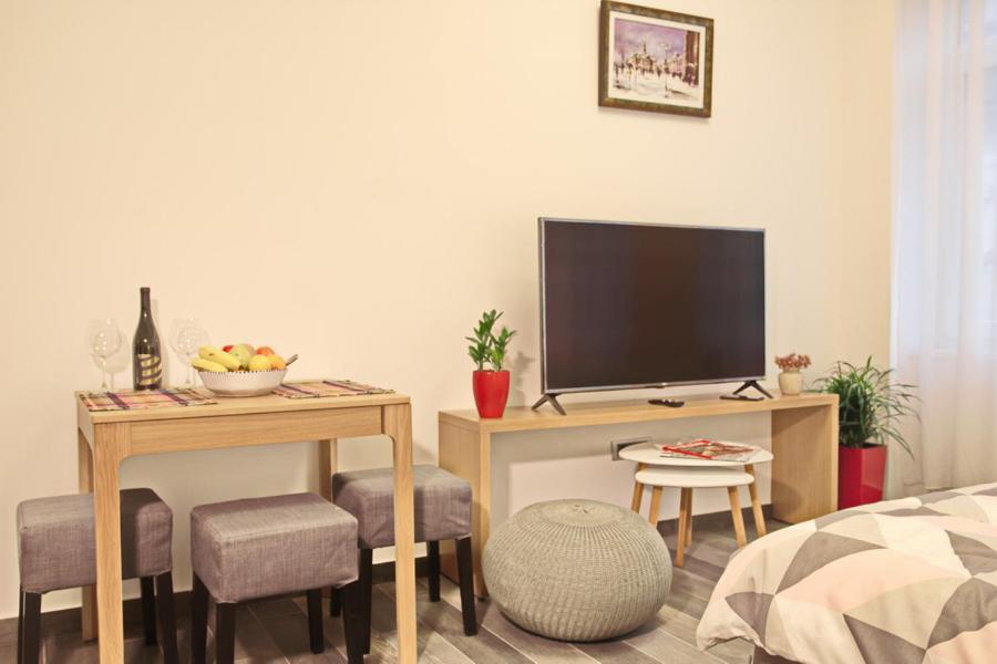 Apartmani Sterija Новий Сад Екстер'єр фото